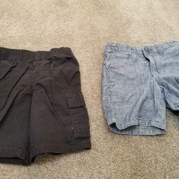 10 pairs of boys 4T and 5T shorts - Picture 3 of 3